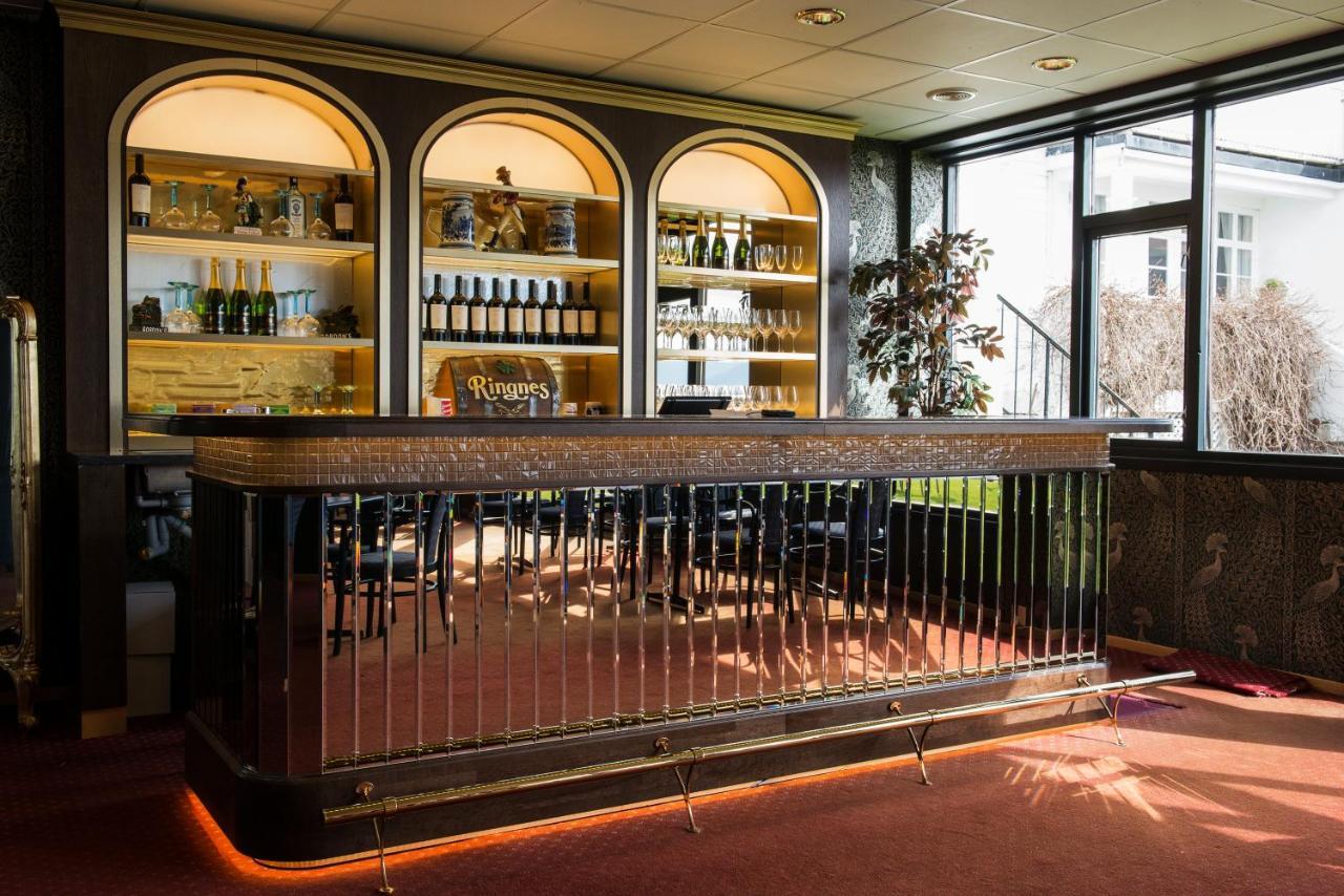 Leikanger Fjordhotel - Unike Hoteller Kültér fotó