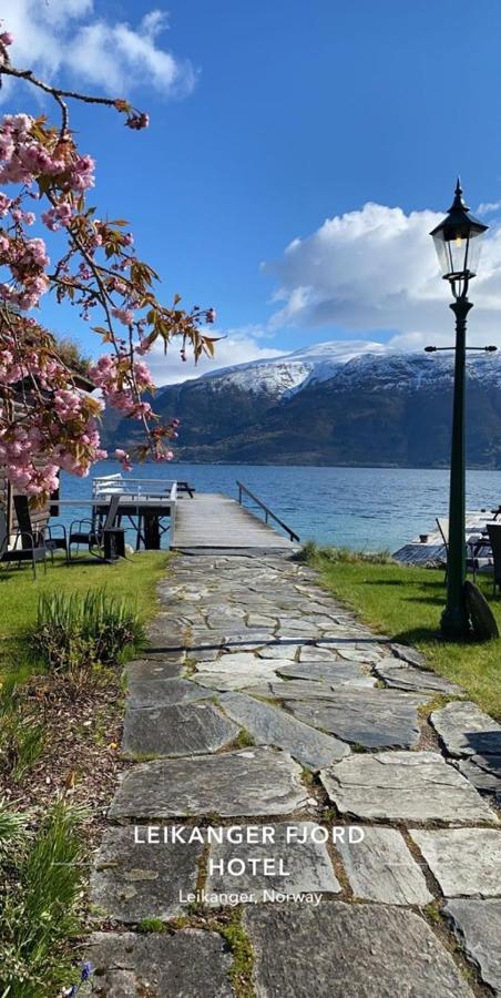 Leikanger Fjordhotel - Unike Hoteller Kültér fotó