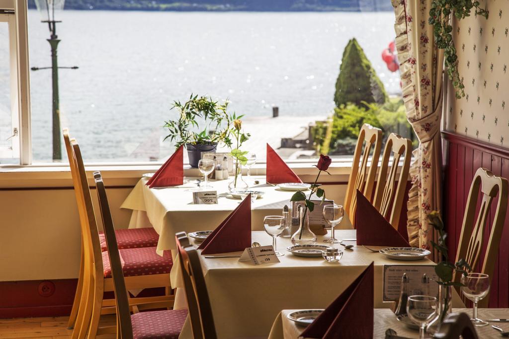 Leikanger Fjordhotel - Unike Hoteller Kültér fotó