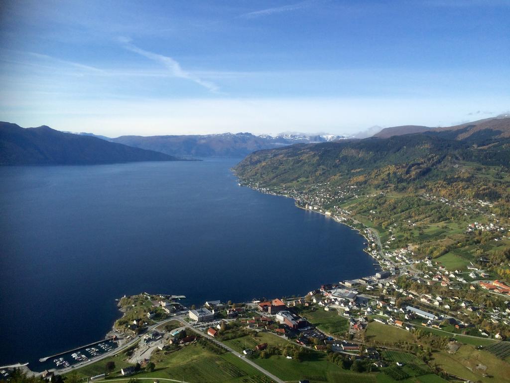 Leikanger Fjordhotel - Unike Hoteller Kültér fotó