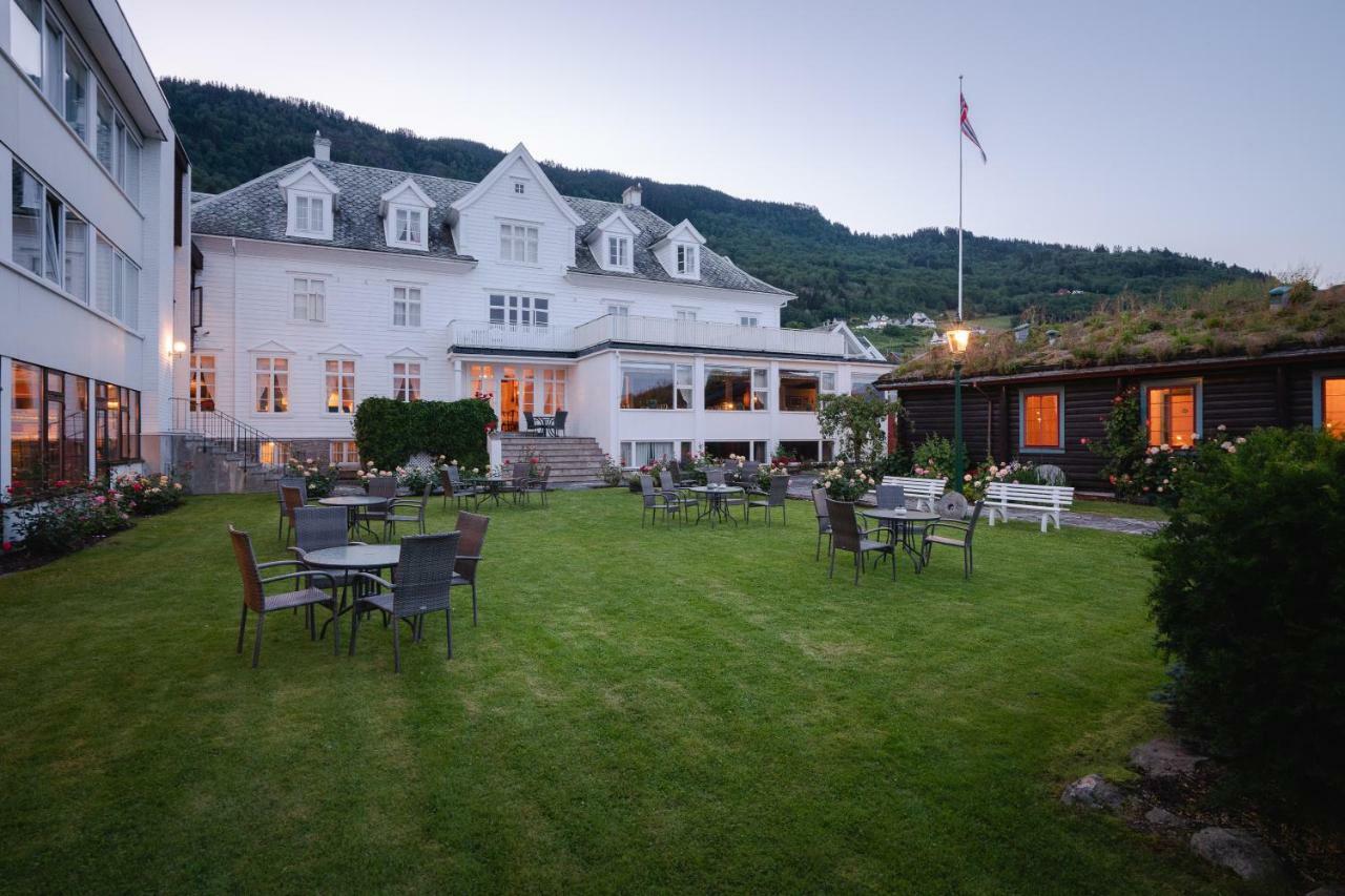 Leikanger Fjordhotel - Unike Hoteller Kültér fotó