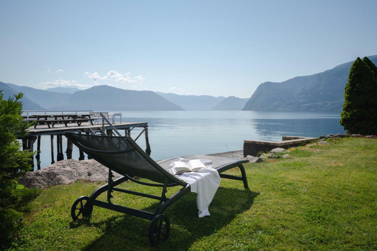Leikanger Fjordhotel - Unike Hoteller Kültér fotó
