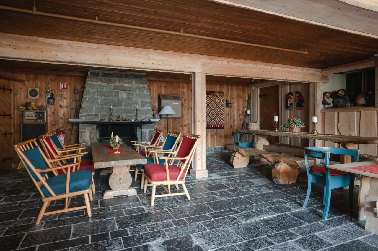 Leikanger Fjordhotel - Unike Hoteller Kültér fotó