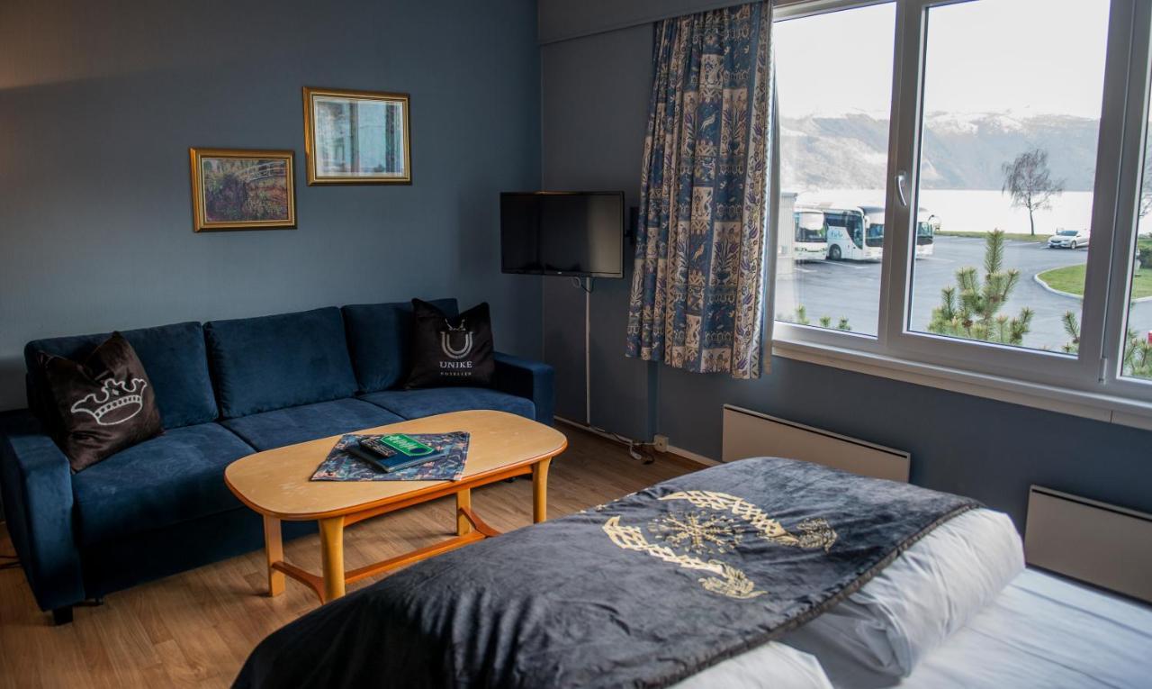 Leikanger Fjordhotel - Unike Hoteller Kültér fotó